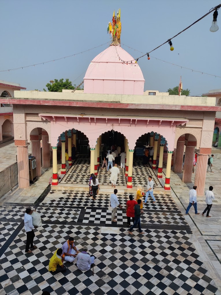 Shri Dauji Maharaj Temple